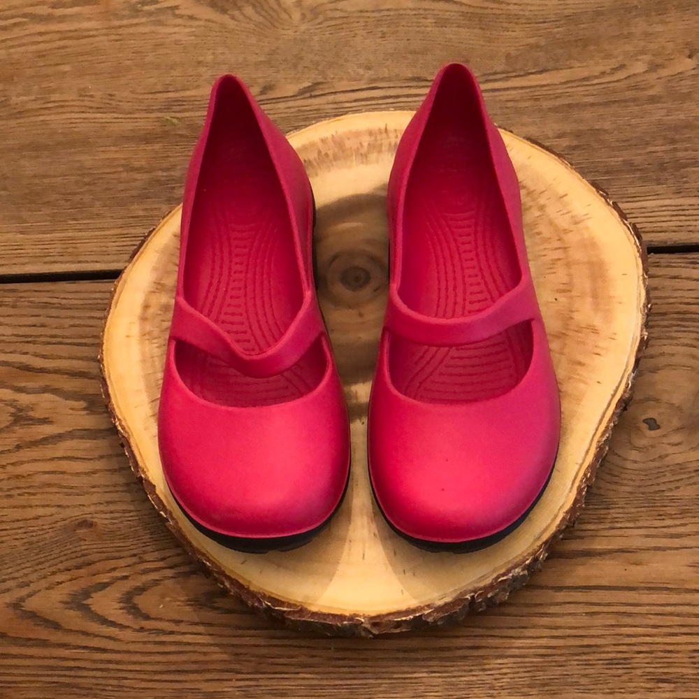 CROCS size 10